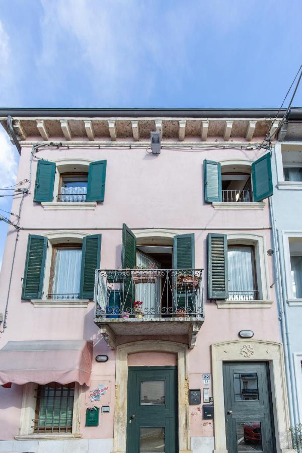 Ferienwohnung Blu Bed Castelnuovo del Garda Exterior foto